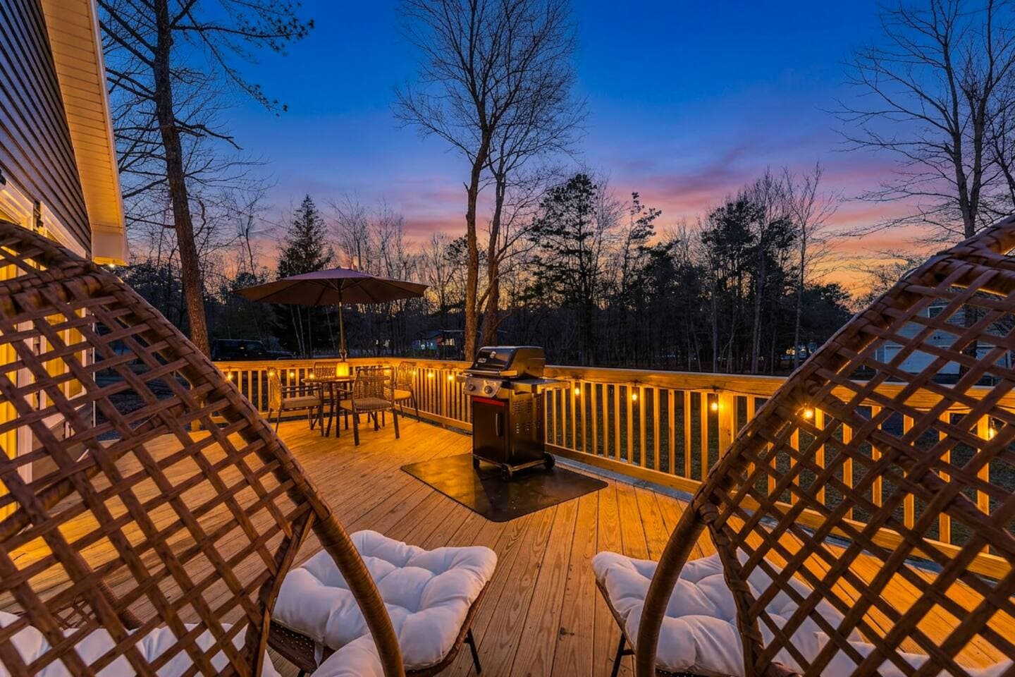 The Hooga House-Oasis w/ Hot Tub, Sauna & GameRoom