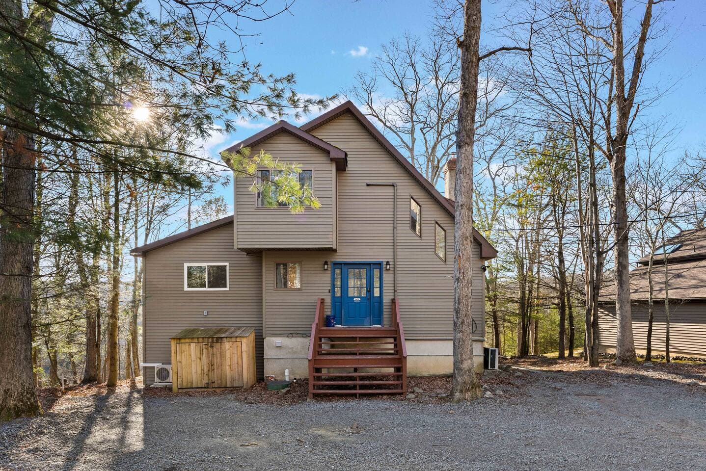 Pocono Escape W/ HotTub, Sauna, Steam Room, Plunge