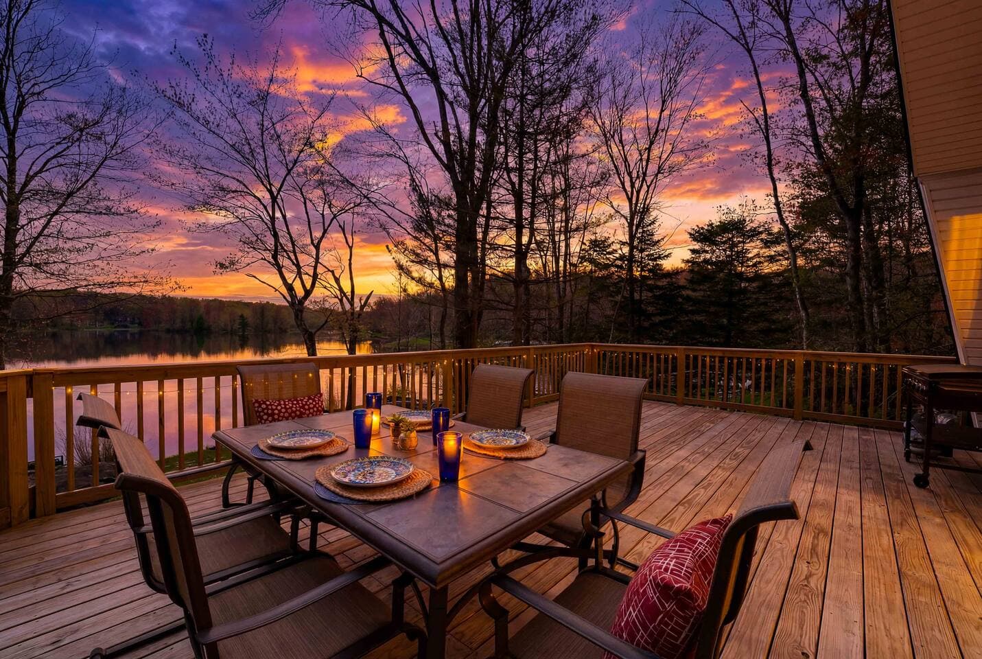 Arrowhead Lakefront Retreat w/HotTub Near Kalahari