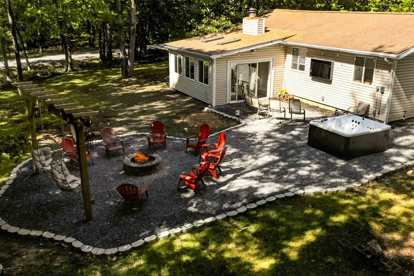 Unwind In Pocono Getaway W/Hot Tub & Game Room