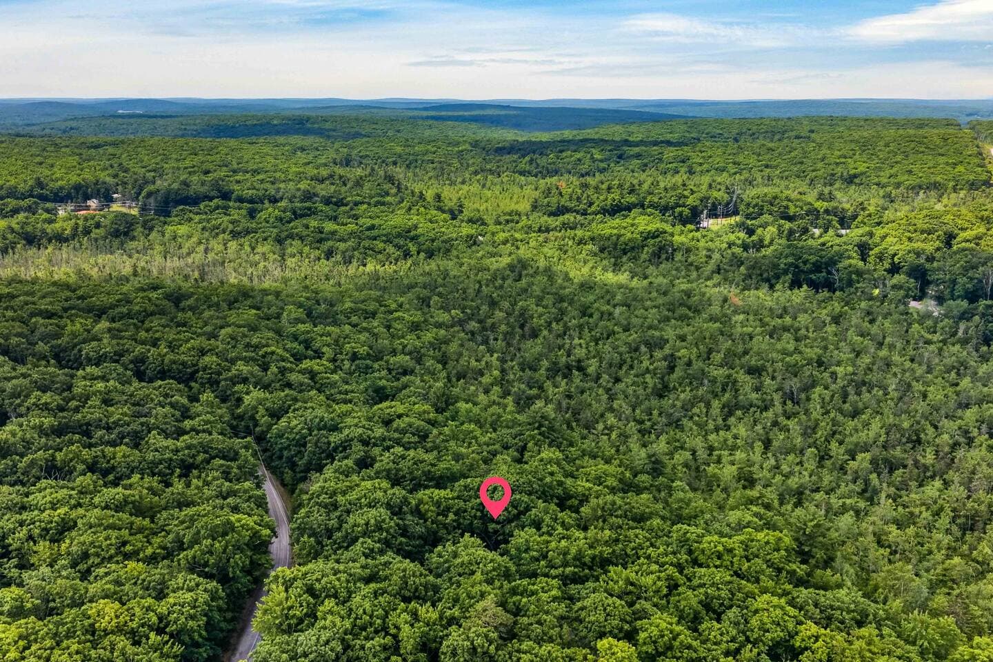Secluded Wooded Serenity In Pennsylvania Mountains