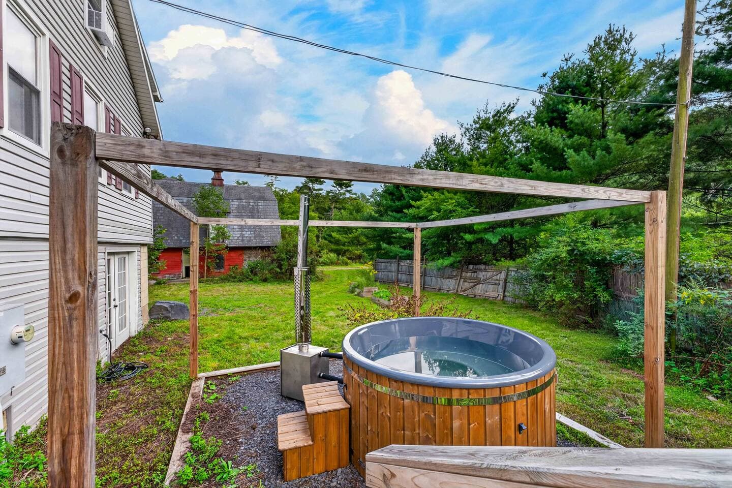 Wellness Retreat with sculptural 360° fireplace