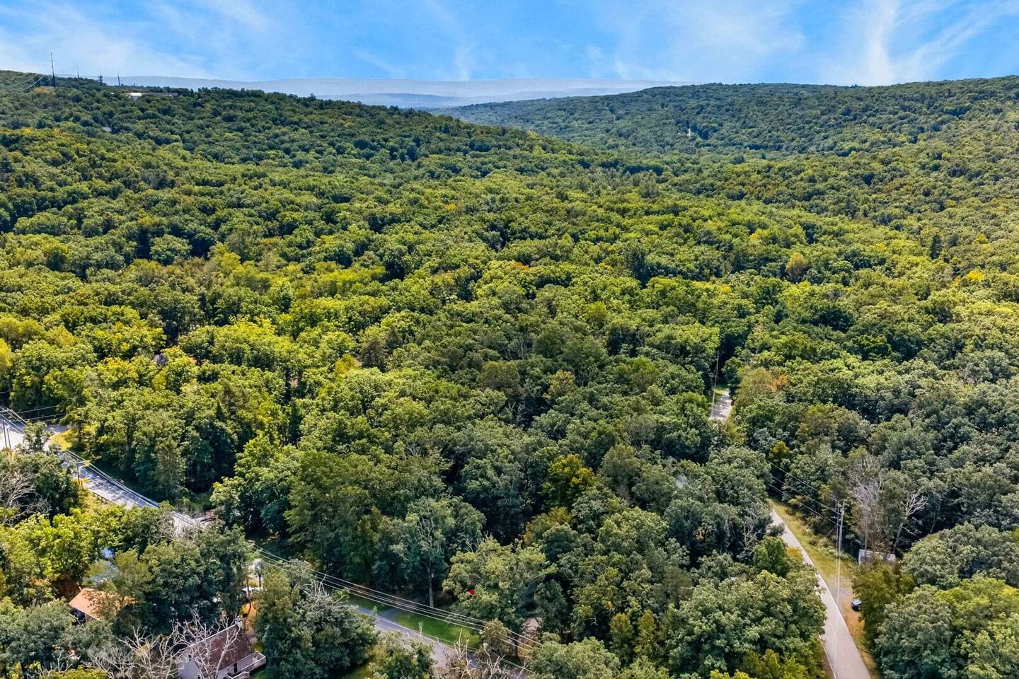 Saw Creek 4‑Bed Mountain Escape w/fire pit