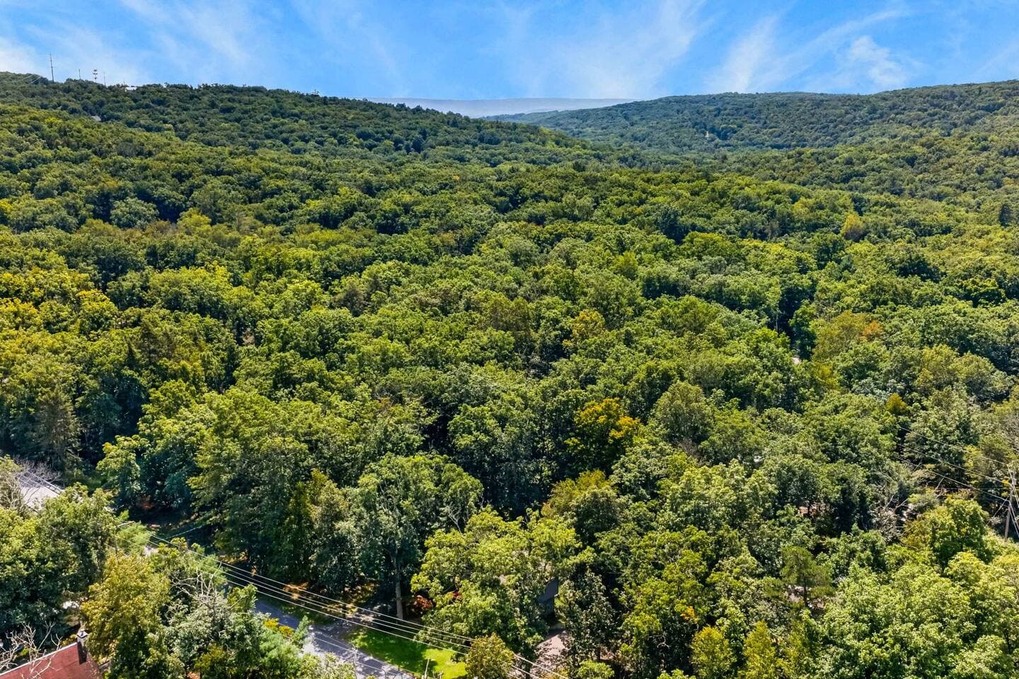 Saw Creek 4‑Bed Mountain Escape w/fire pit